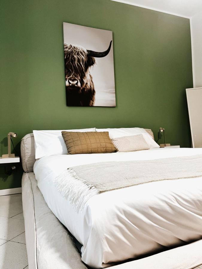 Daisy Homes #2 Monza Esterno foto